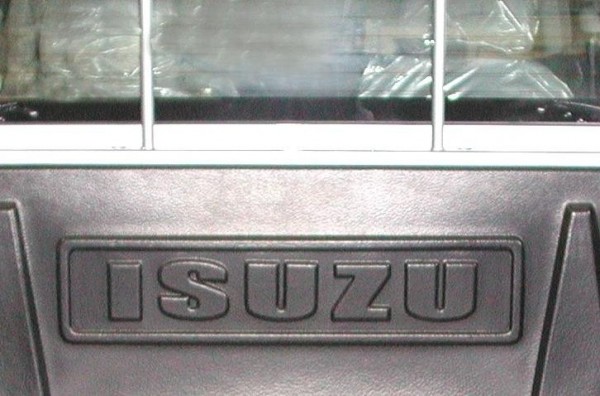 Bedliner Isuzu XC '07- onder de rail met inprint -Isuzu-